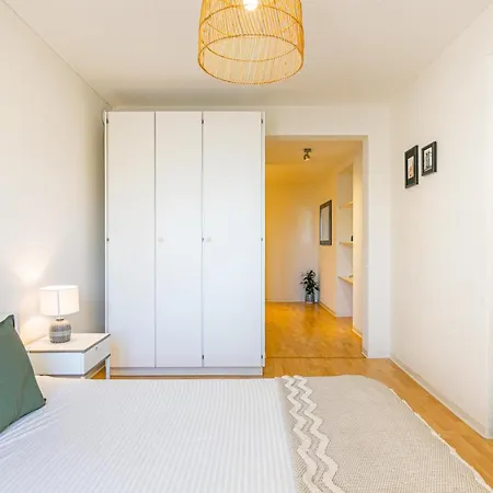 Hotel Simplon 10 - Gare Lausana