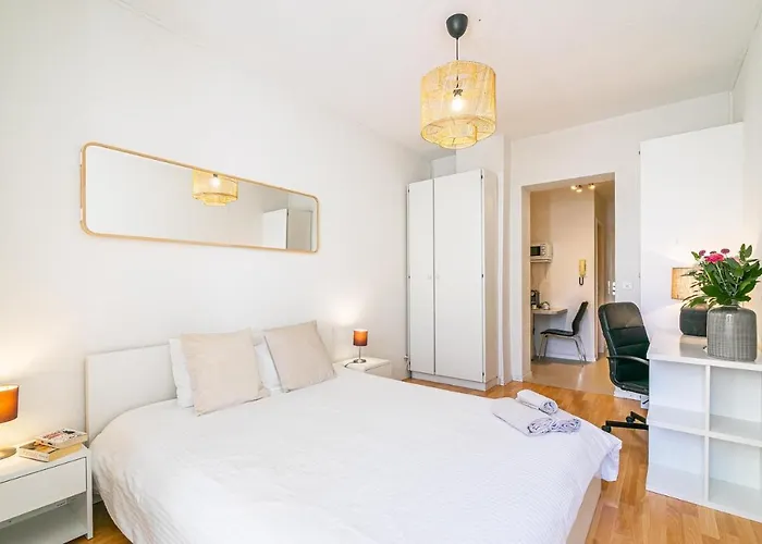 Hotel Simplon 10 - Gare Lausanne