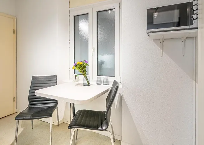 Hotel Simplon 10 - Gare Lausanne